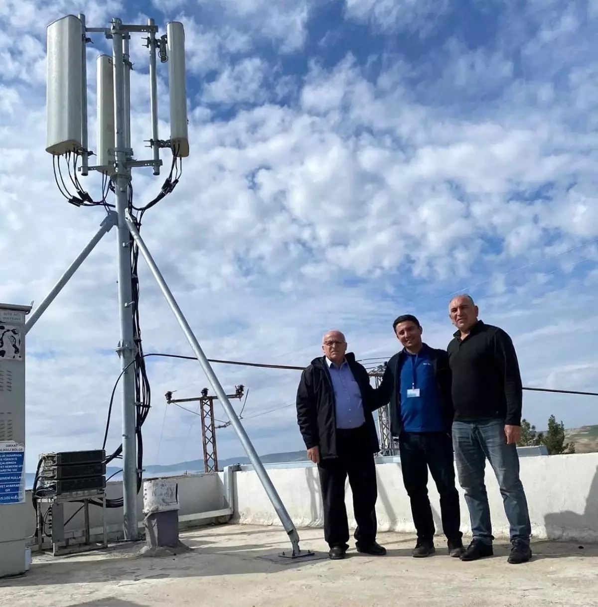 Yeni Baz İstasyonu Köylüleri Mutlu Etti