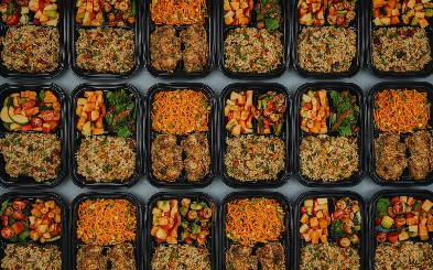 Mutfaktaki Görünmez Tehdit: Hazır Yemeklerdeki Kimyasal Kokteyl