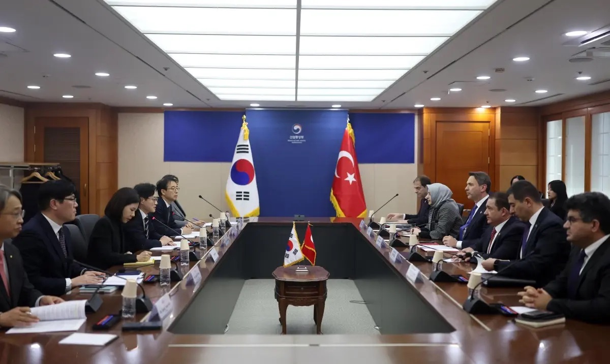 Bakan Bayraktar, Kore’de nükleer enerji konusunda görüşmeler gerçekleştirdi.