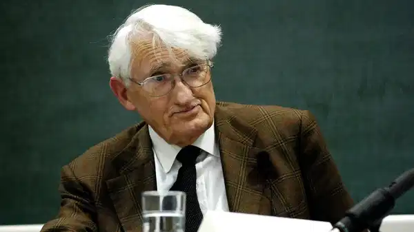 Eleştirel teorinin önemli ismi Jürgen Habermas hayatını kaybetti
