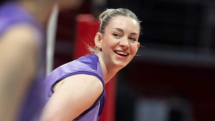 Polonyalı Yıldız Magdalena Stysiak Veda Ediyor: Sezon Sonu Transfer Açıklaması