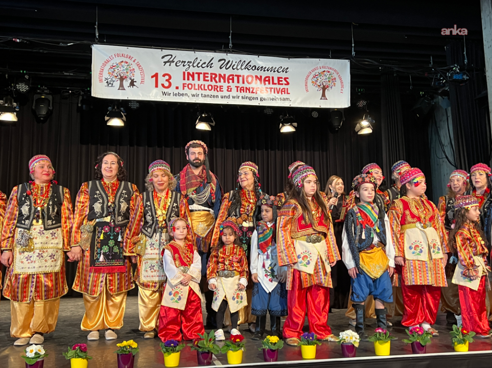 Nürnberg’de 13. Uluslararası Folklor ve Dans Festivali Büyük İlgi Gördü