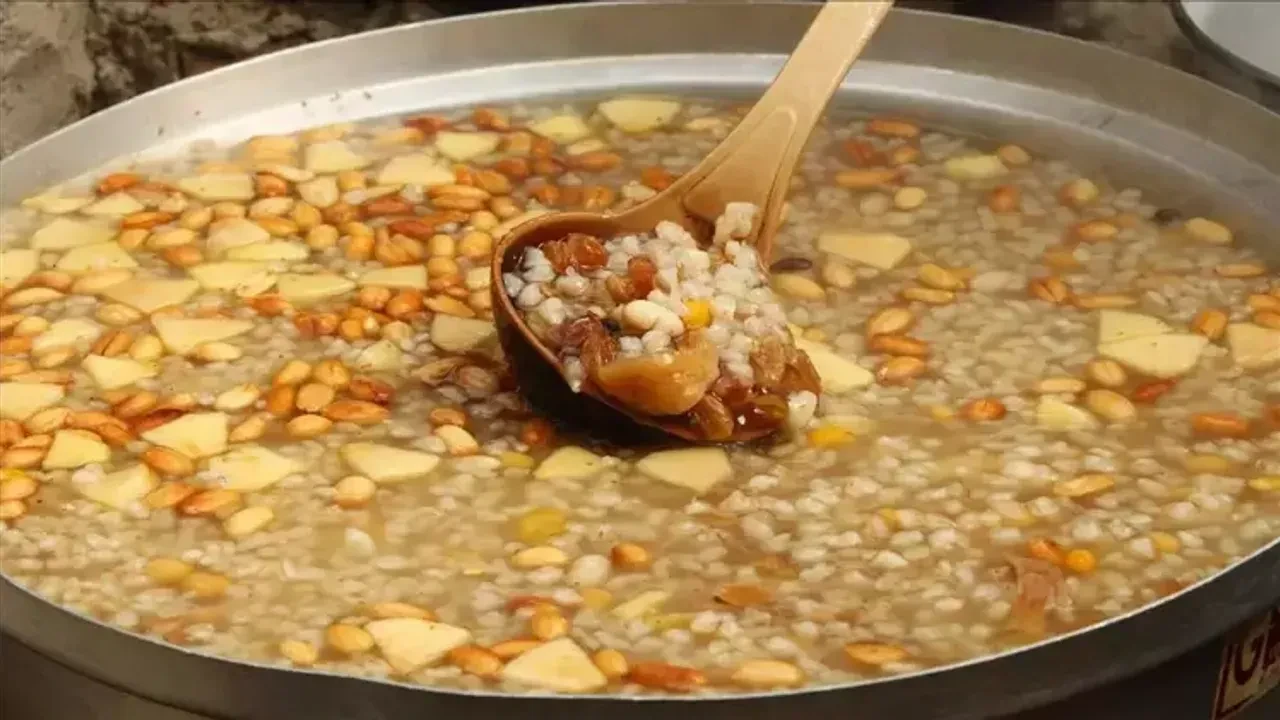 2026 Muharrem Ayı Ne Zaman Başlıyor? Aşure Günü Hangi Tarihe Denk Geliyor?