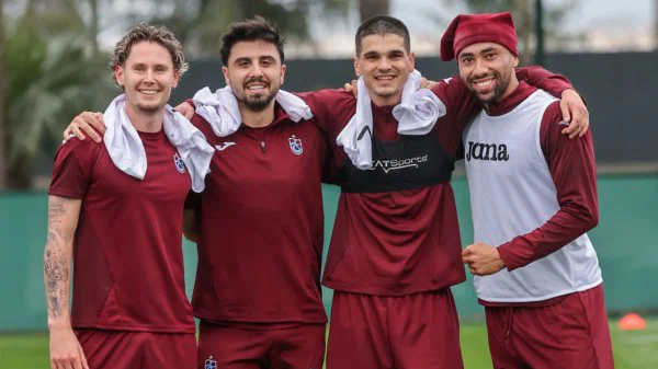 Trabzonspor, Galatasaray maçı hazırlıklarını çift idmanla sürdürdü