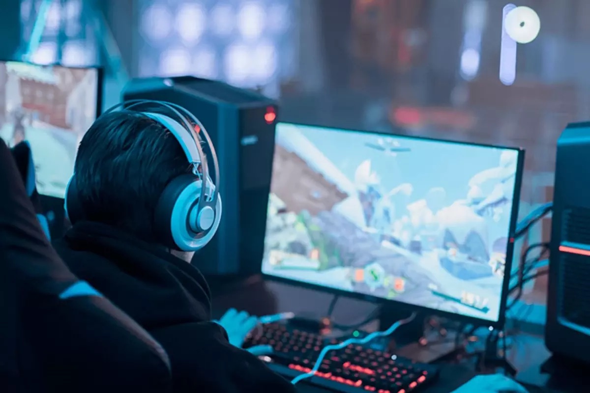 Dört Gün Üç Gece Boyunca Uyumadan Oyun Oynamanın Ağır Bedelini Ödedi.