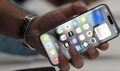 Apple’dan 20. Yıla Özel Devrimsel Tasarım: Dört Tarafı Kavisli iPhone 20 Yolda!