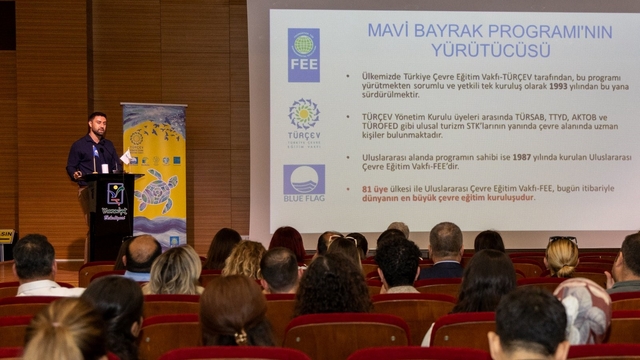 Manavgat’ta Turizm Sezonu Öncesi Mavi Bayrak Bilgilendirme Toplantısı