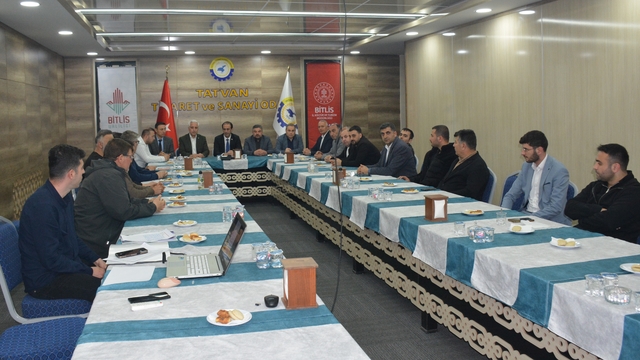 Tatvan’da Turizm Sektör Temsilcileri Toplantısı Gerçekleştirildi