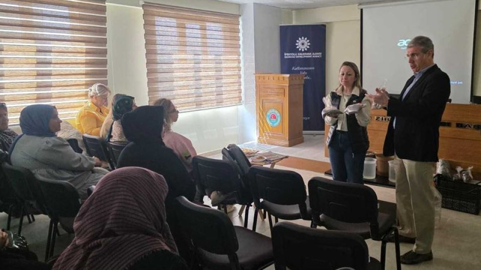 Kilis ve Gaziantep’te Kadın Çiftçilere Onarıcı Tarım Eğitimi Verildi