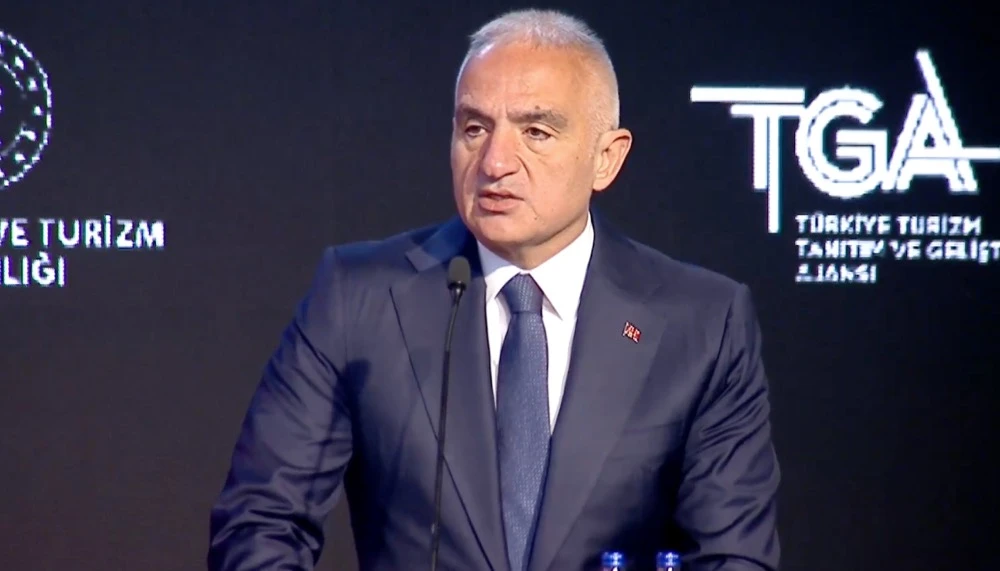 Ersoy: Orta Doğu’da Savaş Olmasaydı Turizmde Çift Haneli Büyüme Yakalanabilirdi