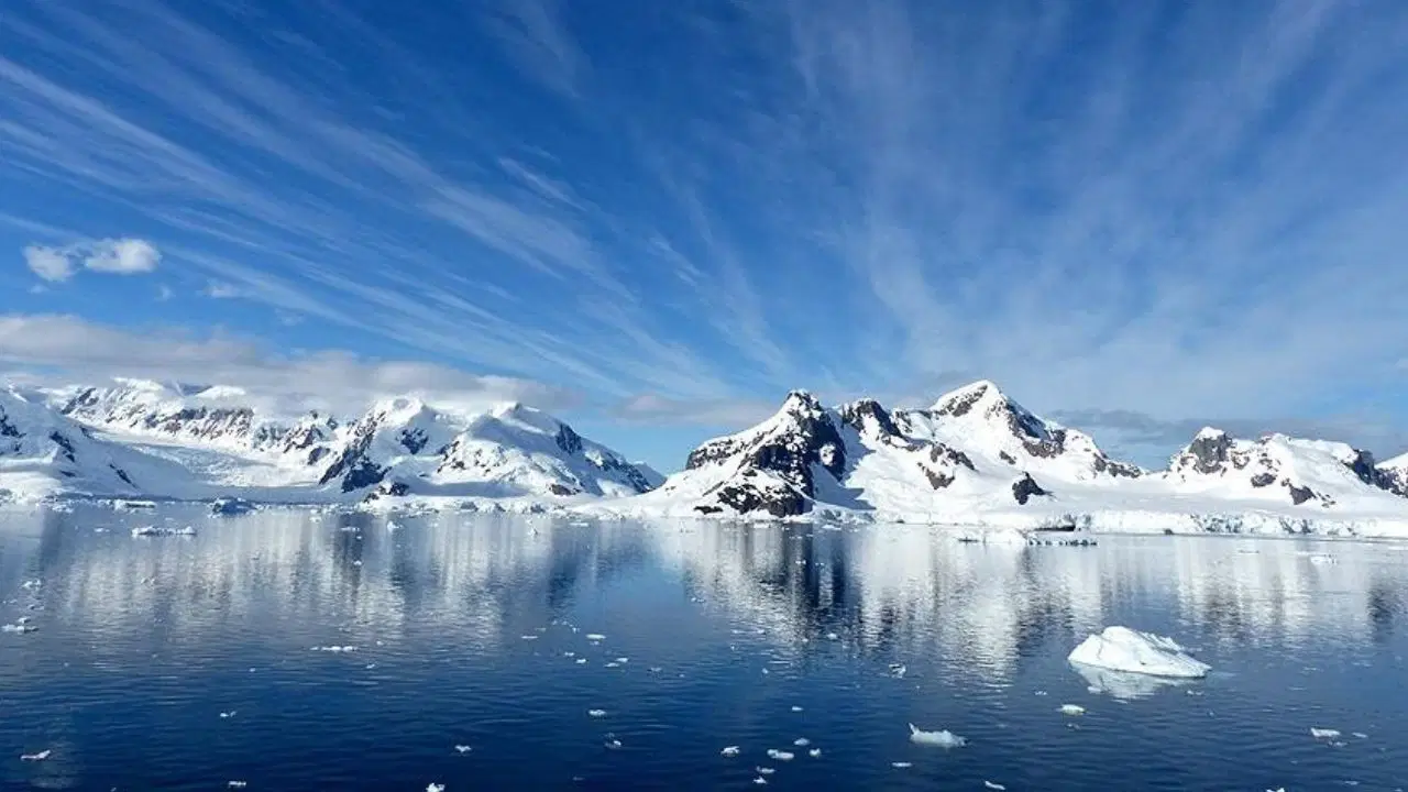 Antarktika’nın Buz Altındaki Sır Çözüldü: Kıyı Kentleri İçin Kritik Uyarı