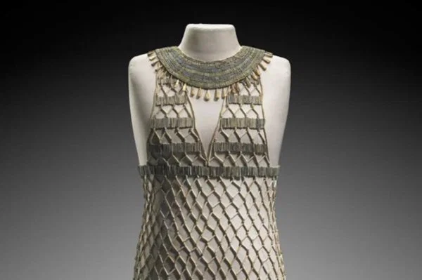 4.500 yıllık boncuklu cenaze giysisi Antik Mısır’da özel anlam taşıyordu