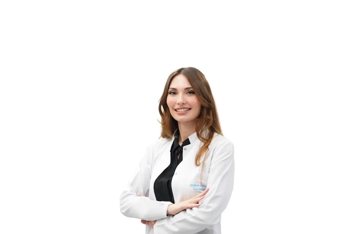 Saç Dökülmesi Hakkında Yanlış Bilinenler ve Doğru Çözümler