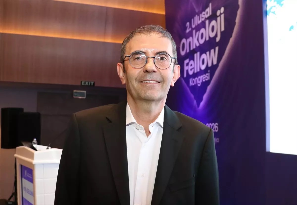 Sıcak içeceklerin yemek borusu kanseri riskini artırdığı ortaya çıktı.