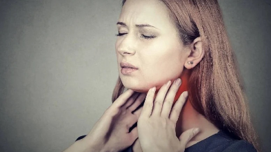 Boğaz ağrısına anında çözüm sunan mucizevi bir yöntem