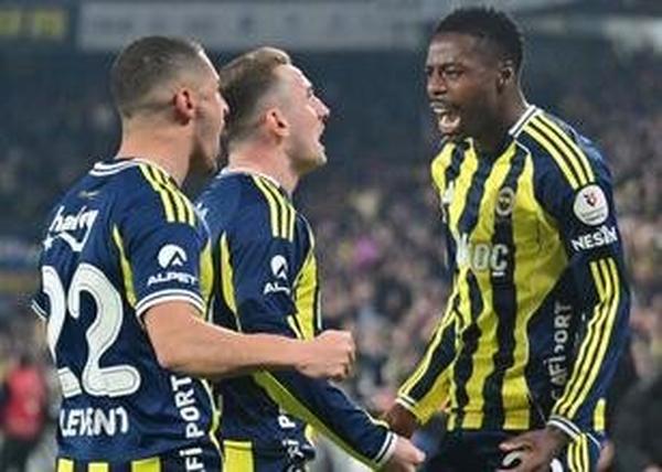 Fenerbahçe, Türkiye Kupası’nda yarı final için Konya deplasmanında
