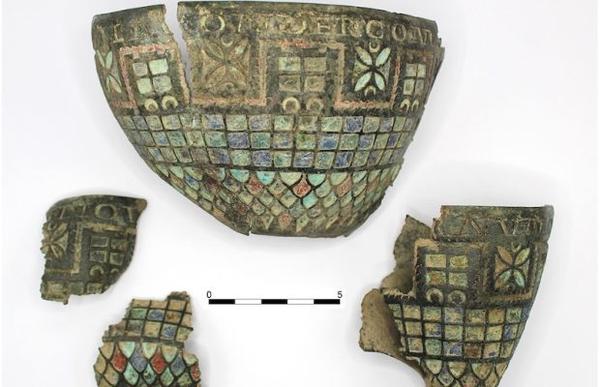 İspanya’da Hadrianus Duvarı’nı Betimleyen Nadir Kase Keşfedildi