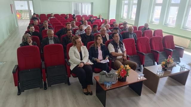 Pazaryeri’nde muhtarlar için hizmet içi eğitim semineri düzenlendi
