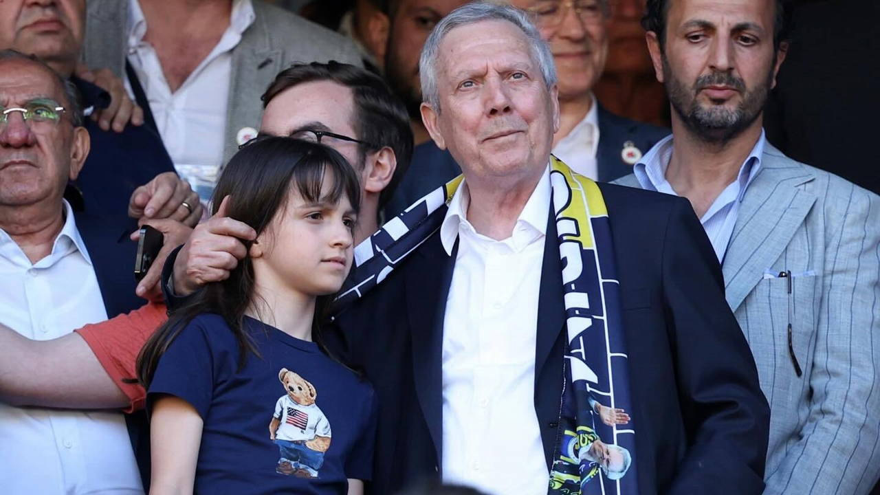 Fenerbahçe’de Aziz Yıldırım Dönemi mi Başlıyor? Yaz Yıldırım Paylaşımıyla Heyecan Yarattı