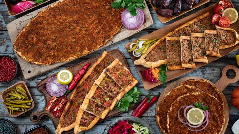 Türkiye’de Sipariş Alışkanlıkları Değişti: Lahmacun Zirveyi Hamburger ve Pizzaya Kaptırdı