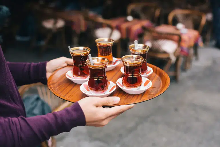TasteAtlas Listesi Tartışma Yarattı: Türk Kahvesi Zirvede, Çay Son Sırada
